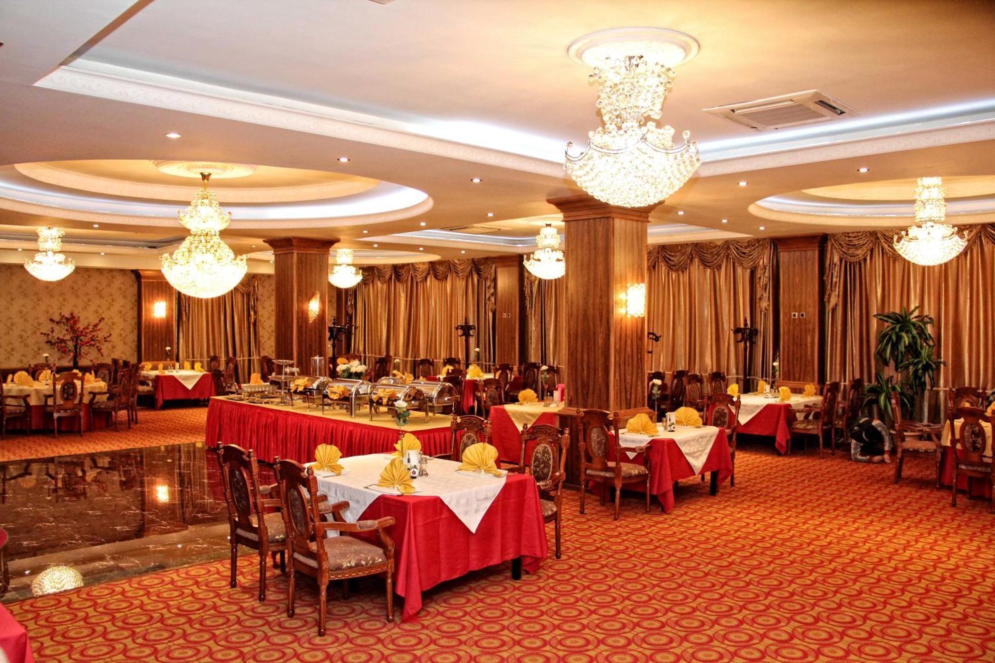 Ub City Hotel อูลานบาตอร์ ภายนอก รูปภาพ