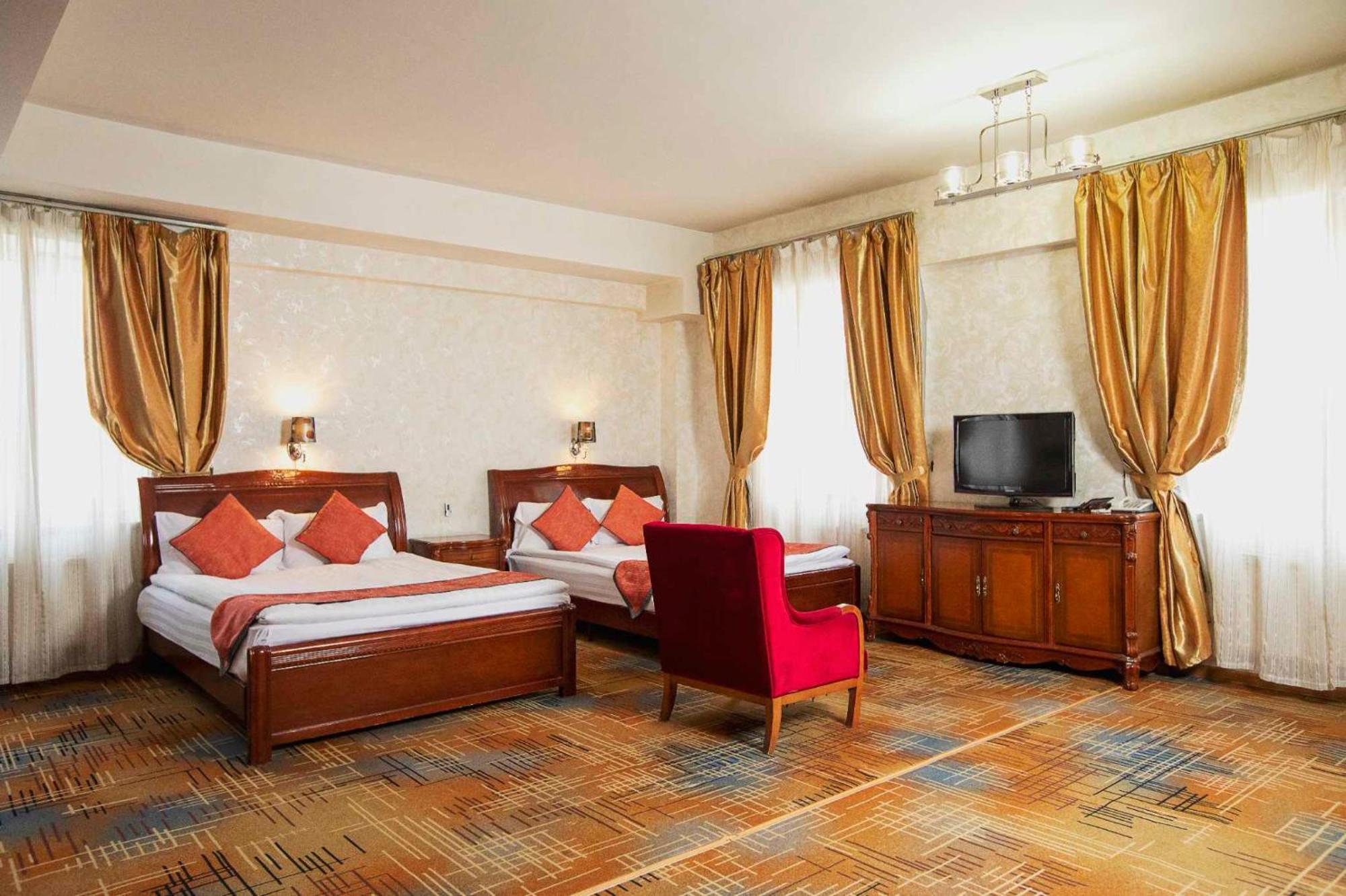 Ub City Hotel อูลานบาตอร์ ภายนอก รูปภาพ