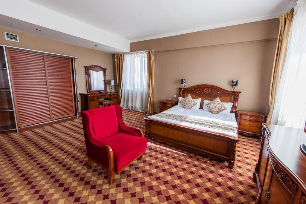 Ub City Hotel อูลานบาตอร์ ภายนอก รูปภาพ