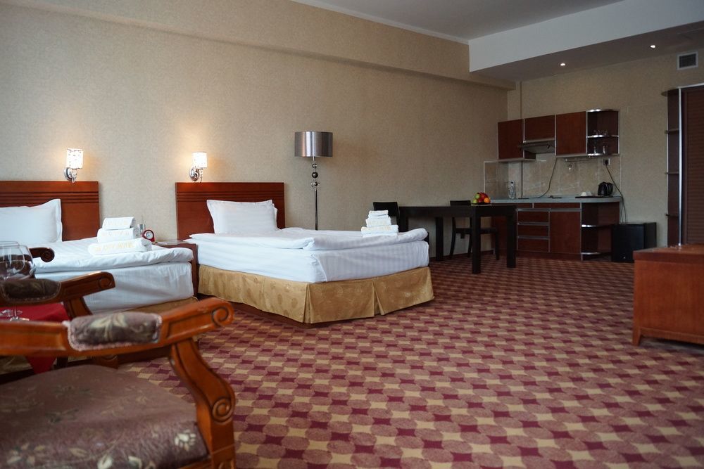 Ub City Hotel อูลานบาตอร์ ภายนอก รูปภาพ